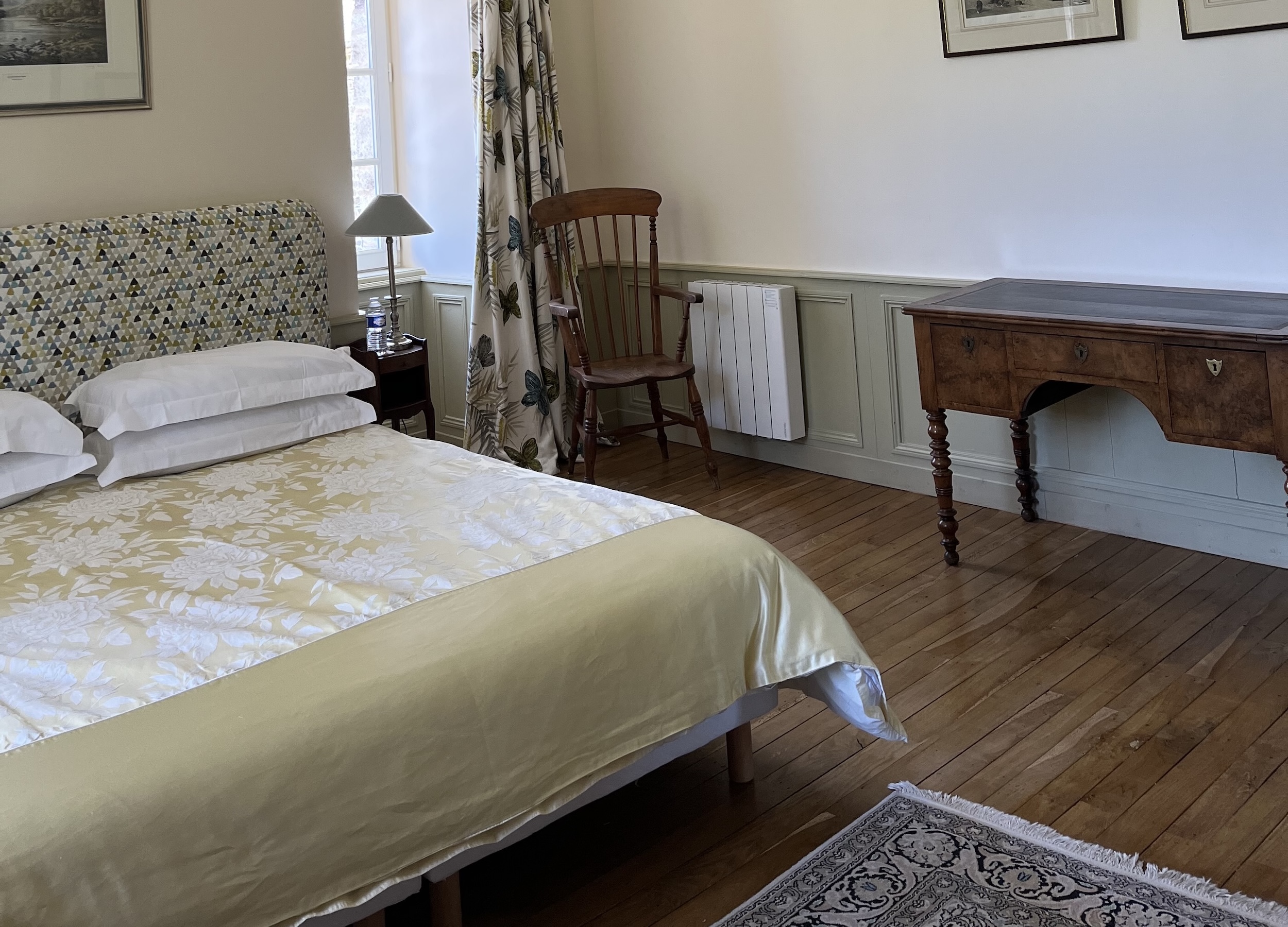 Chambre Hortensia, château d'hôtes de la Ville Voisin à Augan